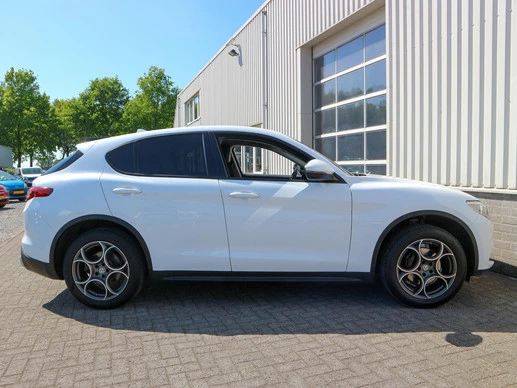 Alfa Romeo Stelvio - Afbeelding 12 van 26