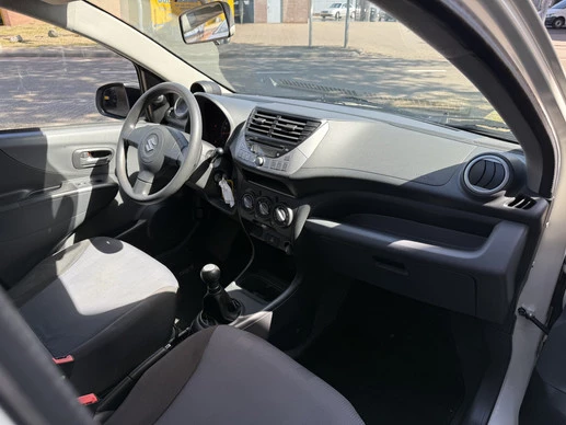 Suzuki Alto - Afbeelding 10 van 19