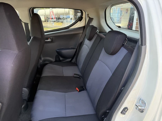Suzuki Alto - Afbeelding 12 van 19