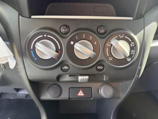 Suzuki Alto - Afbeelding 17 van 19