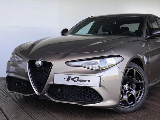 Alfa Romeo Giulia - Afbeelding 15 van 30