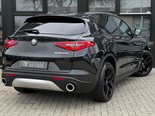 Alfa Romeo Stelvio - Afbeelding 8 van 24