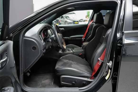 Dodge Charger - Afbeelding 7 van 30