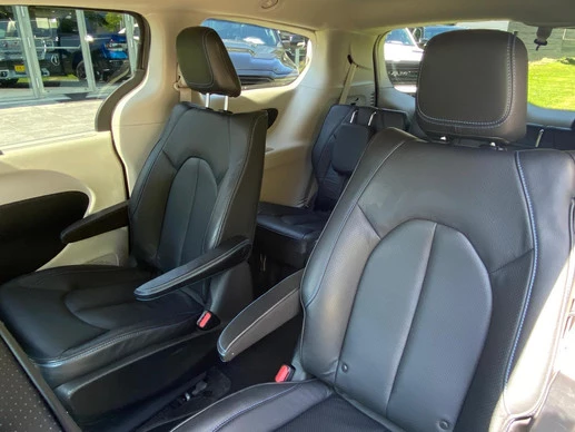 Chrysler Pacifica - Afbeelding 11 van 12