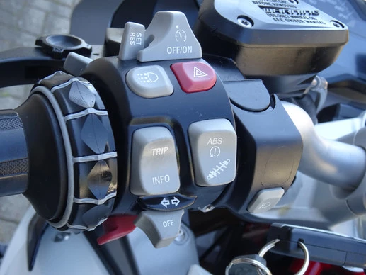 BMW R 1200 RS - Afbeelding 9 van 16