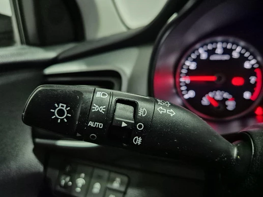 Kia Stonic - Afbeelding 12 van 30