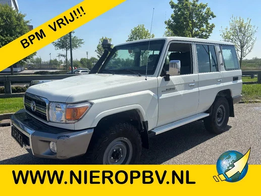 Toyota Land Cruiser - Afbeelding 1 van 21