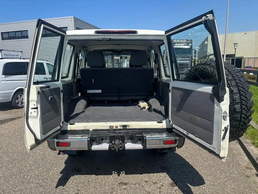 Toyota Land Cruiser - Afbeelding 8 van 21