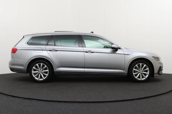 Volkswagen Passat - Afbeelding 6 van 28
