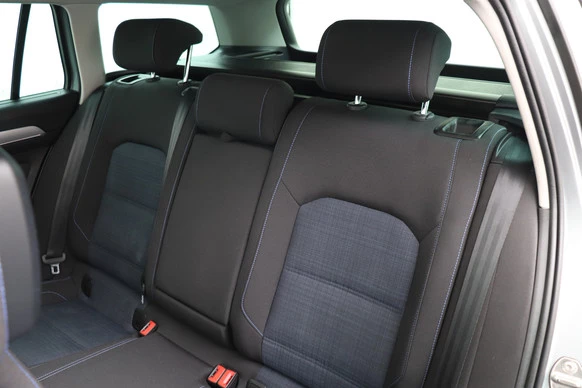 Volkswagen Passat - Afbeelding 12 van 28