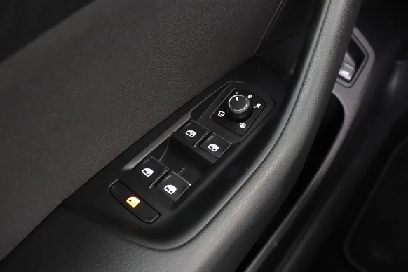 Volkswagen Passat - Afbeelding 17 van 28