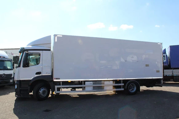 Mercedes-Benz Antos - Afbeelding 3 van 30