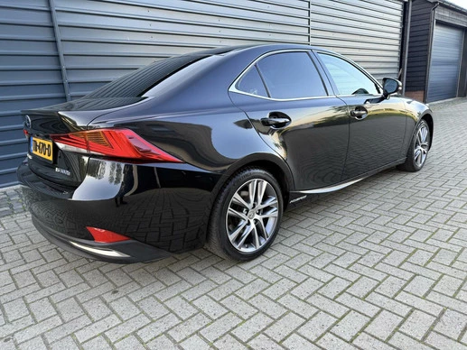 Lexus IS - Afbeelding 5 van 27
