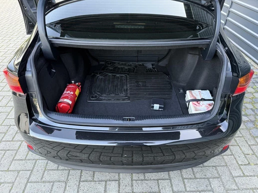 Lexus IS - Afbeelding 18 van 27