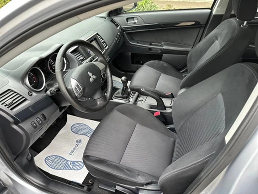 Mitsubishi Lancer - Afbeelding 16 van 28