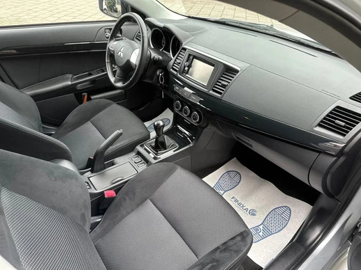 Mitsubishi Lancer - Afbeelding 17 van 28