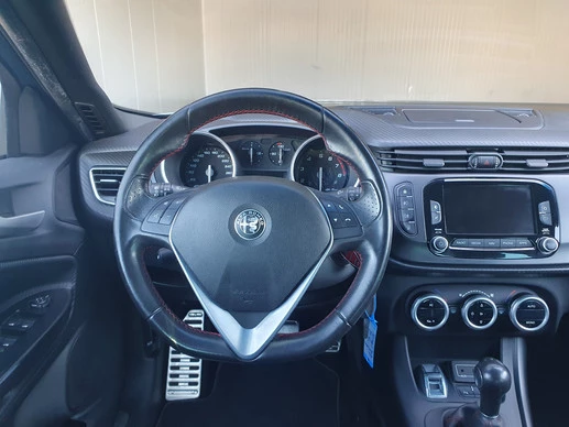 Alfa Romeo Giulietta - Afbeelding 16 van 30