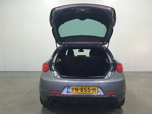 Alfa Romeo Giulietta - Afbeelding 27 van 30