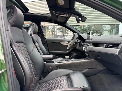 Audi RS4 - Afbeelding 8 van 30