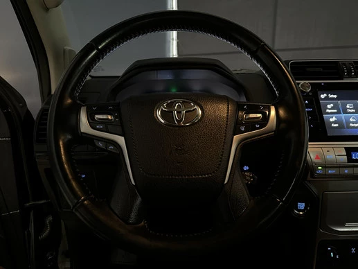 Toyota Land Cruiser - Afbeelding 6 van 26