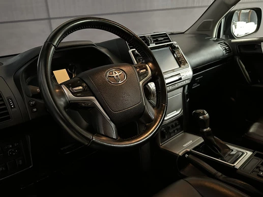 Toyota Land Cruiser - Afbeelding 17 van 26
