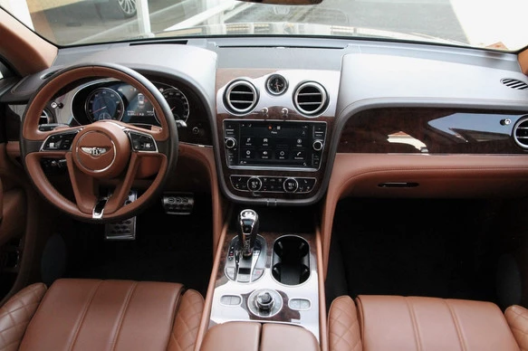 Bentley Bentayga - Afbeelding 12 van 30