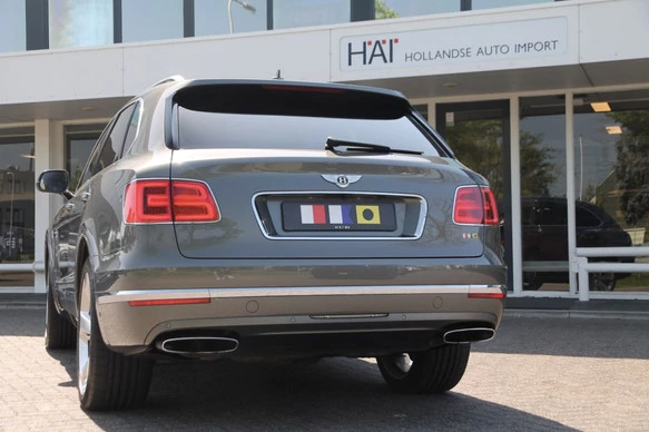 Bentley Bentayga - Afbeelding 22 van 30