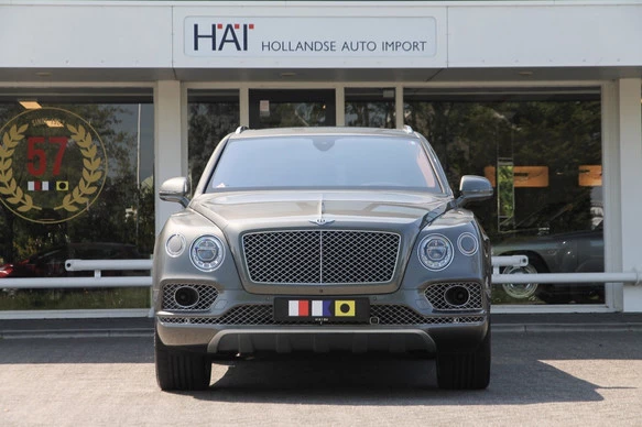 Bentley Bentayga - Afbeelding 24 van 30