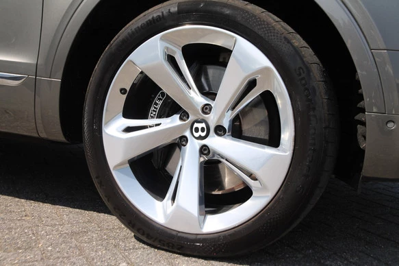 Bentley Bentayga - Afbeelding 26 van 30
