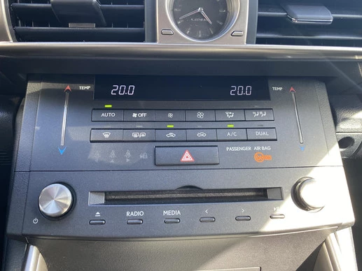 Lexus IS - Afbeelding 18 van 30