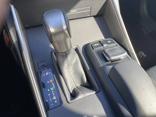 Lexus IS - Afbeelding 22 van 30