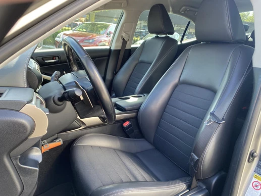 Lexus IS - Afbeelding 29 van 30