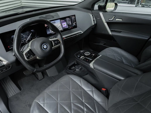 BMW iX - Afbeelding 14 van 30