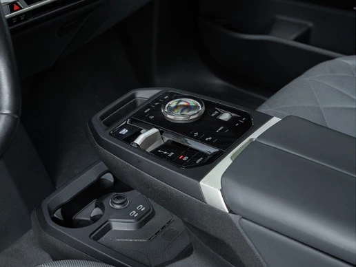 BMW iX - Afbeelding 28 van 30