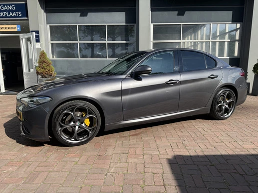 Alfa Romeo Giulia - Afbeelding 1 van 30
