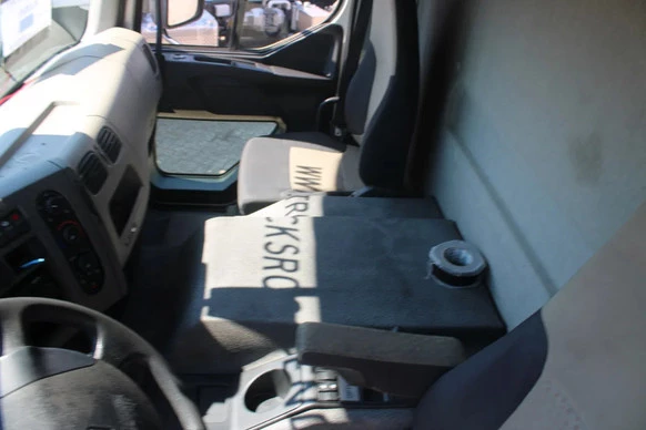 Renault Premium - Afbeelding 12 van 30