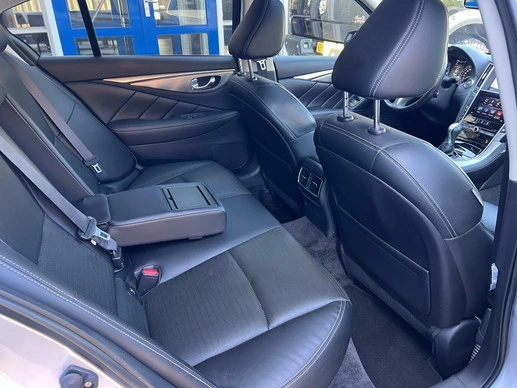 Infiniti Q - Afbeelding 7 van 30