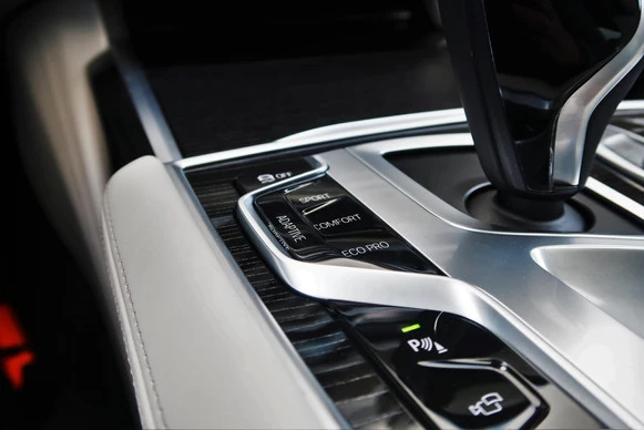 BMW 7 Serie - Afbeelding 10 van 30