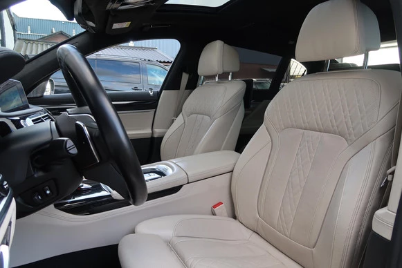 BMW 7 Serie - Afbeelding 16 van 30