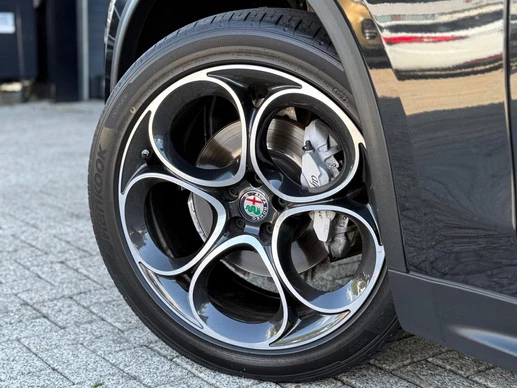 Alfa Romeo Stelvio - Afbeelding 14 van 30