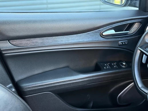 Alfa Romeo Stelvio - Afbeelding 27 van 30