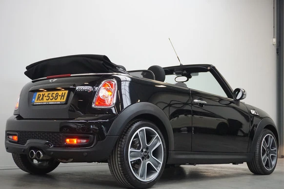 MINI Cooper S Cabrio - Afbeelding 23 van 30