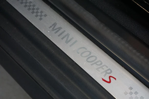 MINI Cooper S Cabrio - Afbeelding 25 van 30