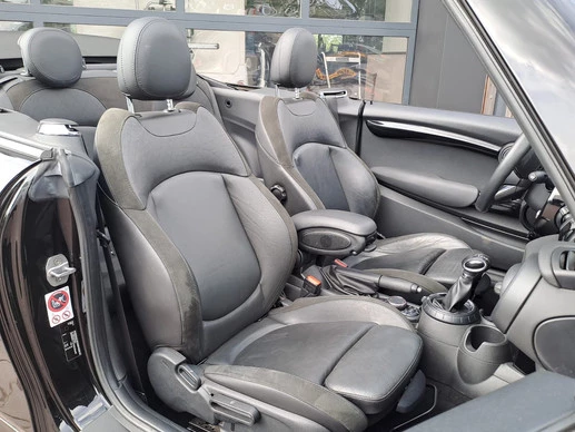 MINI Cooper S Cabrio - Afbeelding 27 van 30