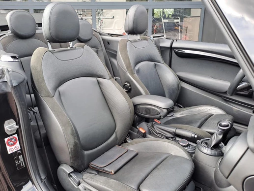 MINI Cooper S Cabrio - Afbeelding 28 van 30