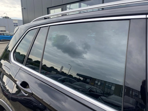 Volkswagen Tiguan - Afbeelding 10 van 30