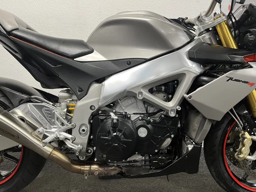 Aprilia Tuono V4 - Afbeelding 6 van 24