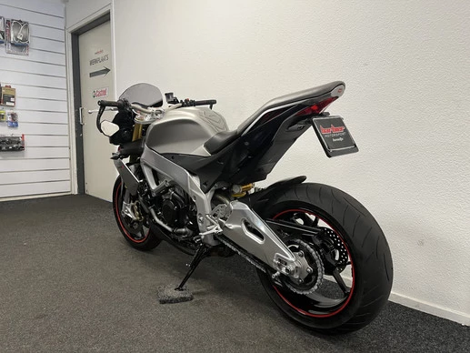 Aprilia Tuono V4 - Afbeelding 16 van 24