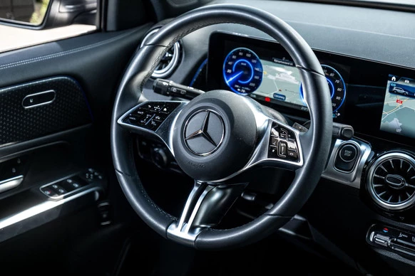 Mercedes-Benz EQB - Afbeelding 17 van 30