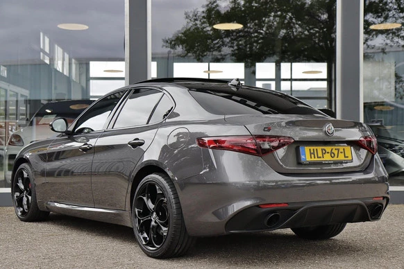 Alfa Romeo Giulia - Afbeelding 2 van 27